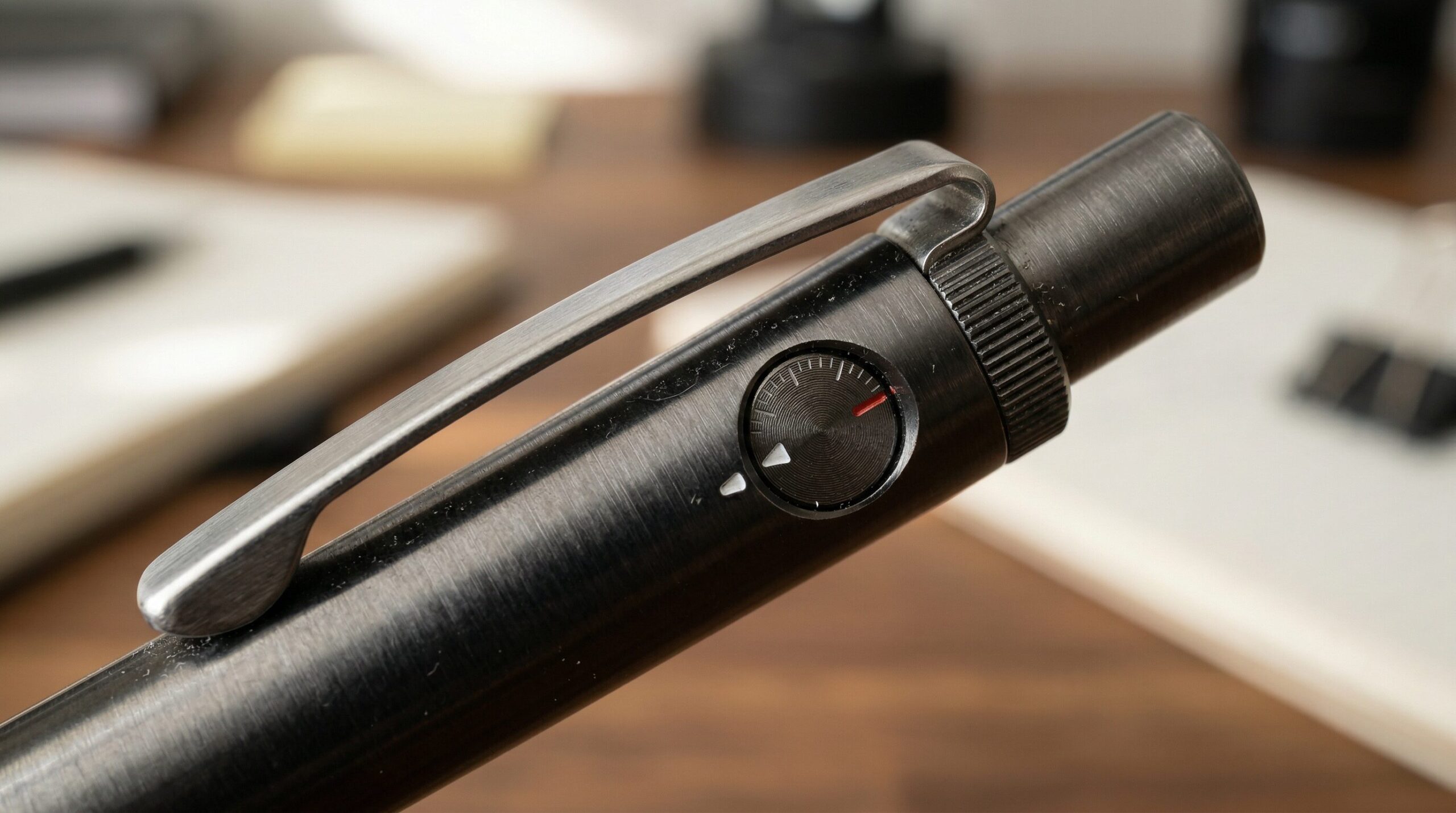 クリップと硬度表示窓の干渉問題と対策